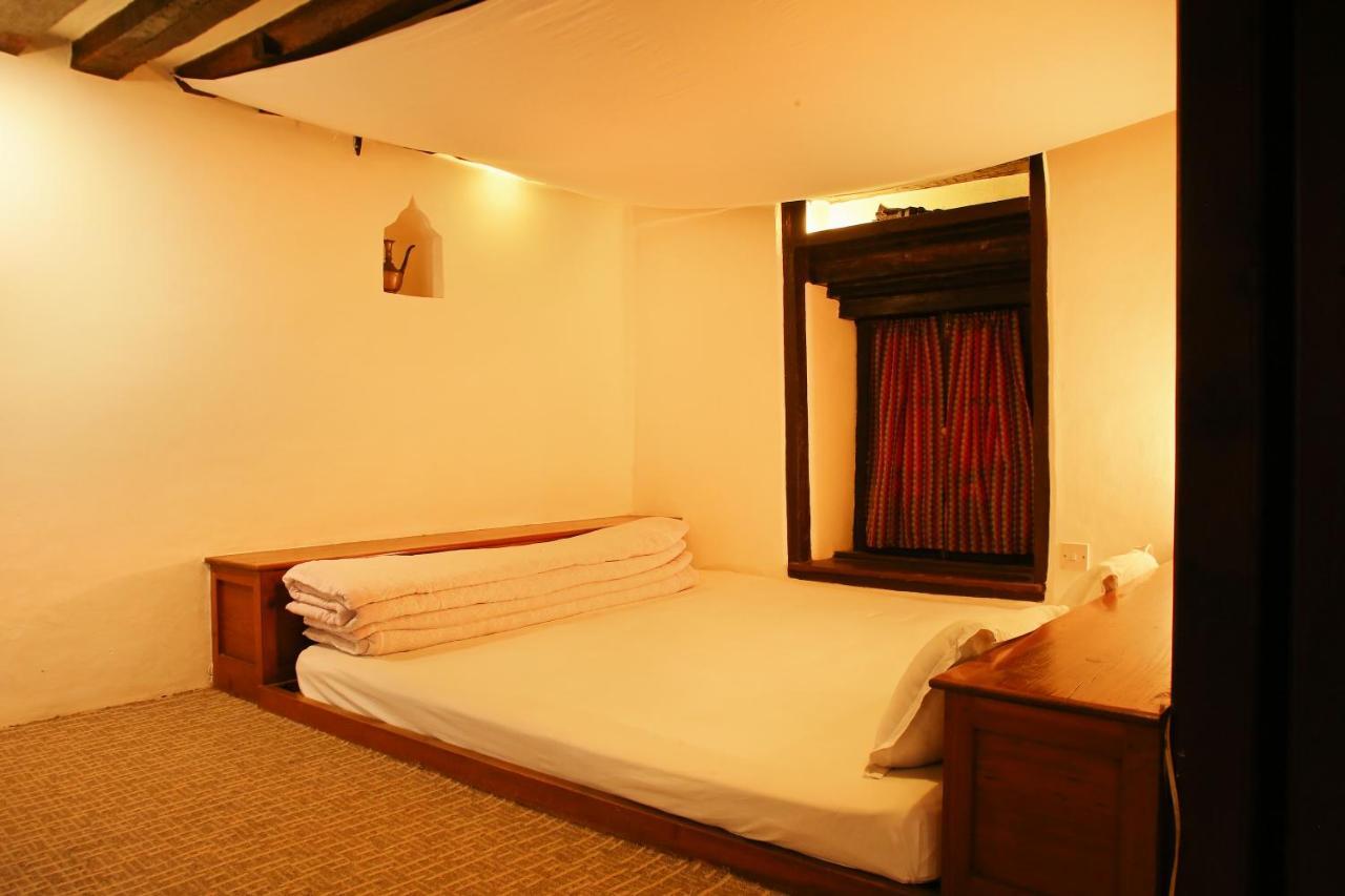 Newa Chen Historic House Unesco Lalitpur Extérieur photo