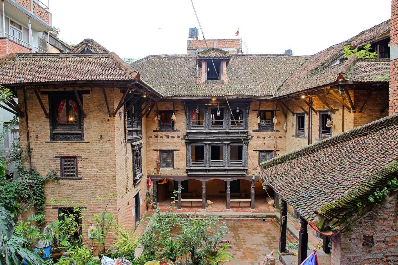 Newa Chen Historic House Unesco Lalitpur Extérieur photo