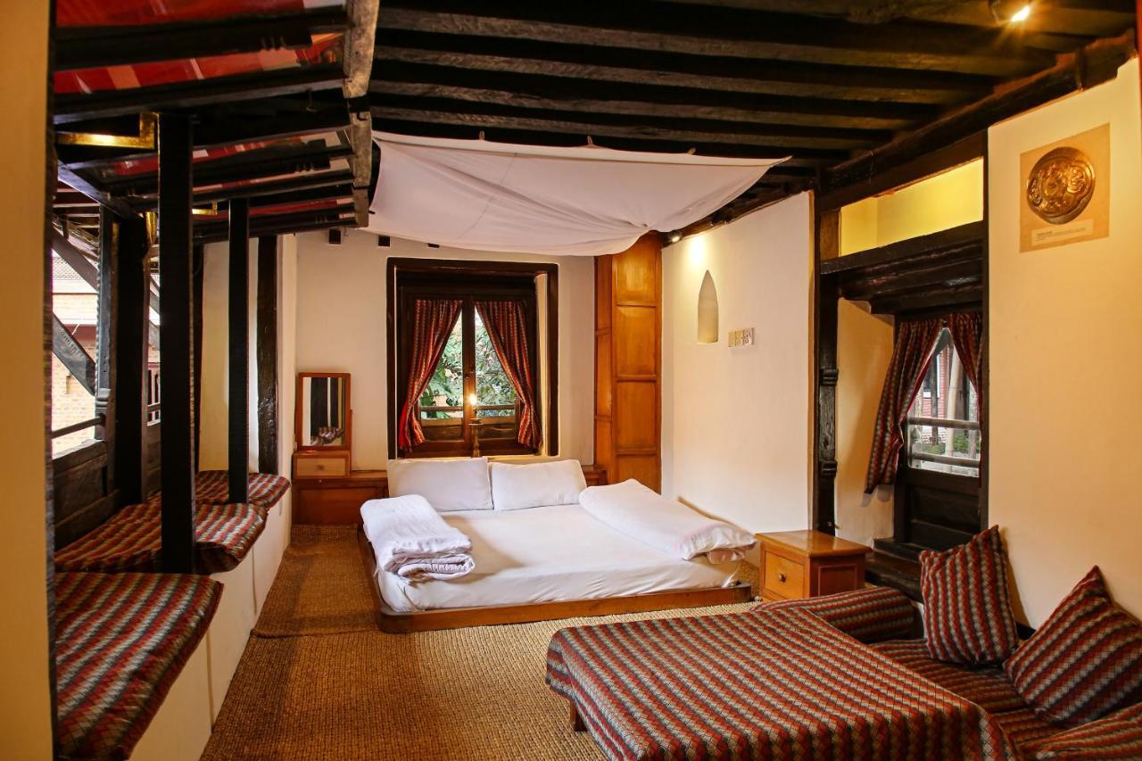 Newa Chen Historic House Unesco Lalitpur Extérieur photo
