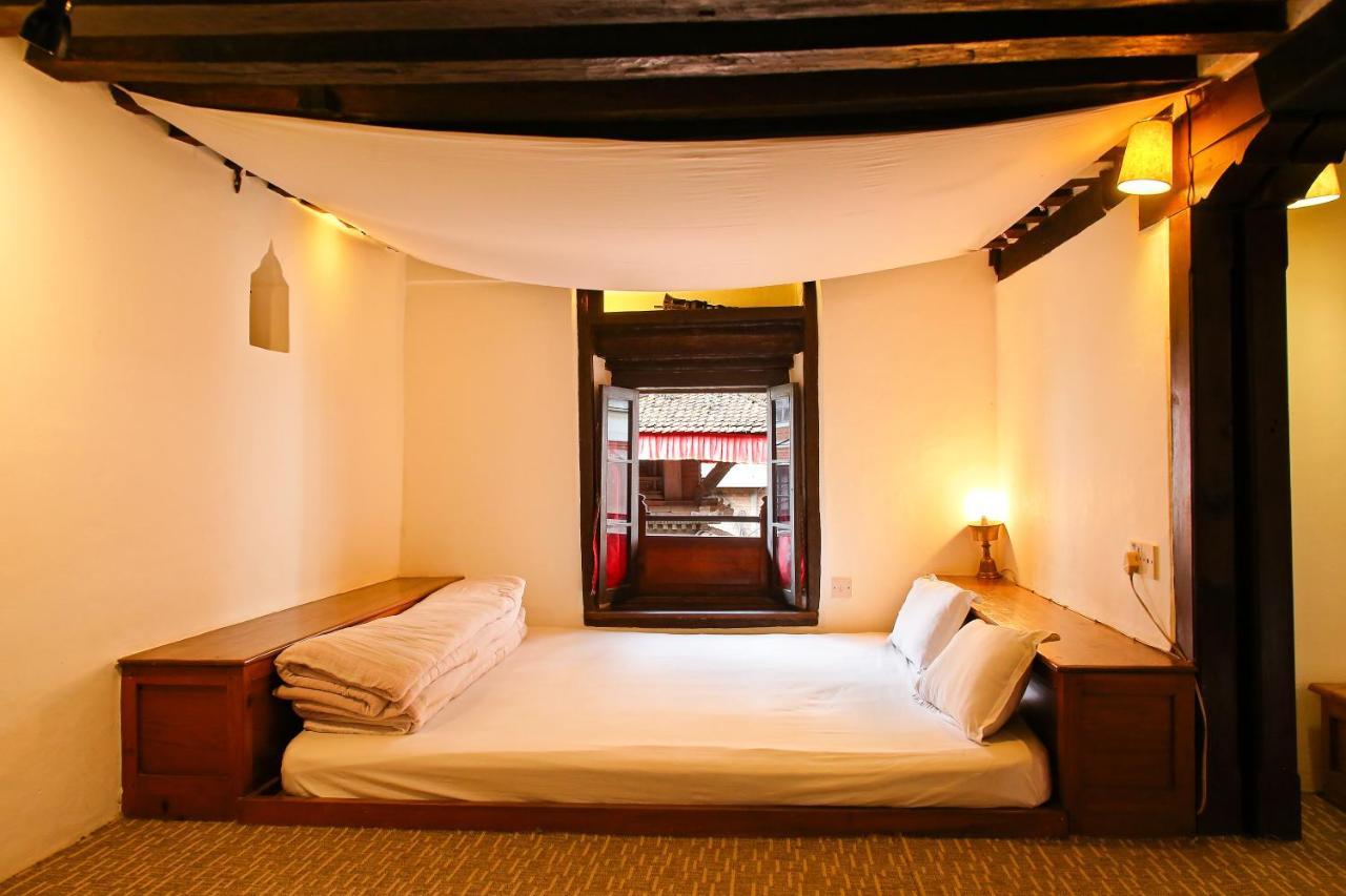 Newa Chen Historic House Unesco Lalitpur Extérieur photo